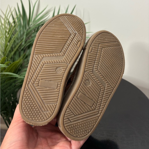 Mini Boden Embroidered Boots - Picture 6 of 8